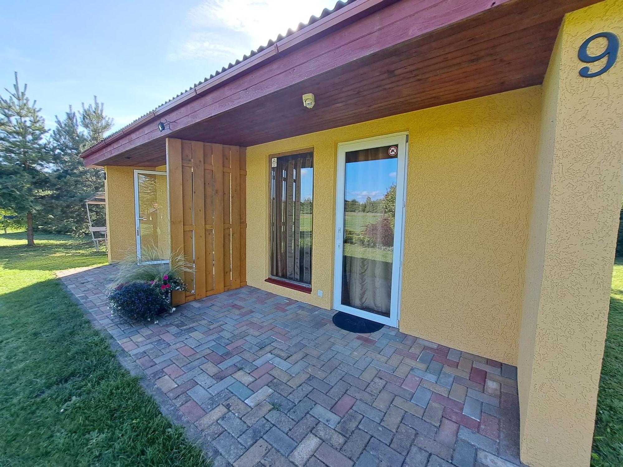 Guest House Podnieki Ventspils Exterior photo