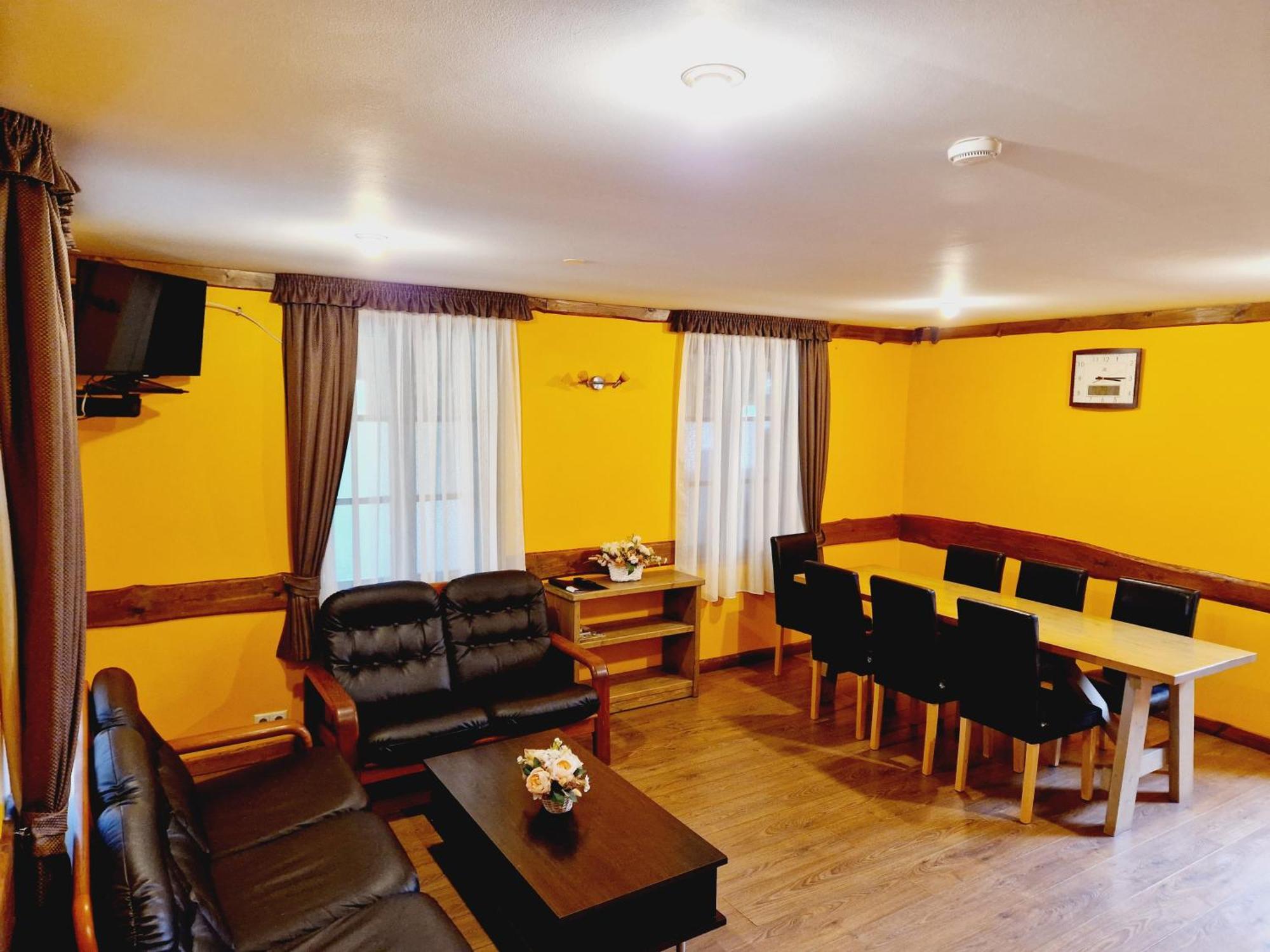 Guest House Podnieki Ventspils Exterior photo