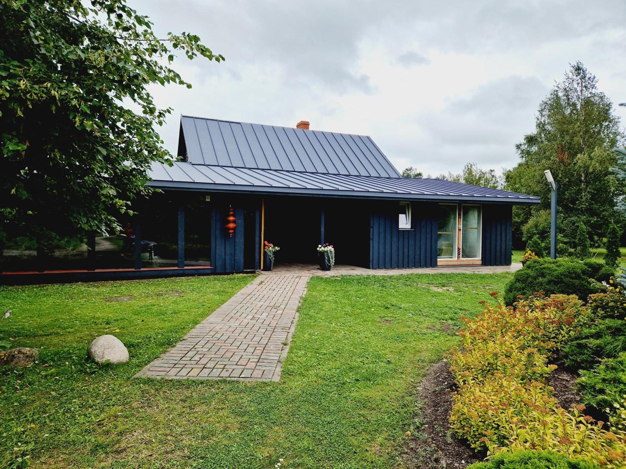 Guest House Podnieki Ventspils Exterior photo