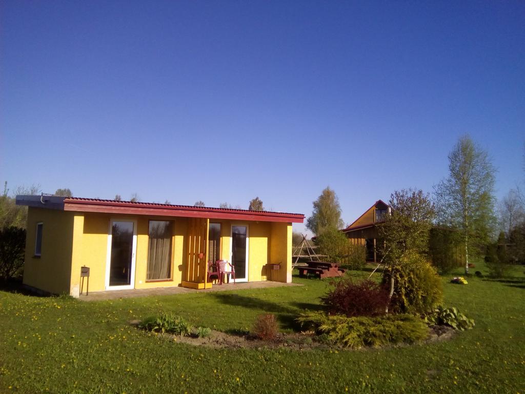 Guest House Podnieki Ventspils Exterior photo