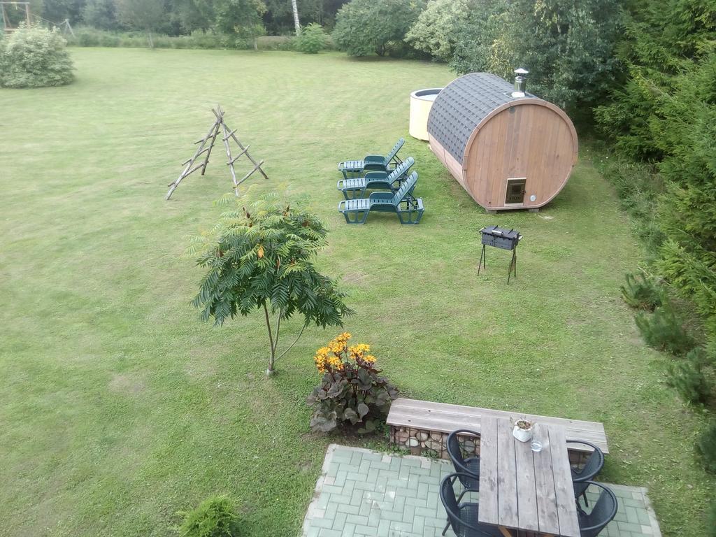 Guest House Podnieki Ventspils Exterior photo