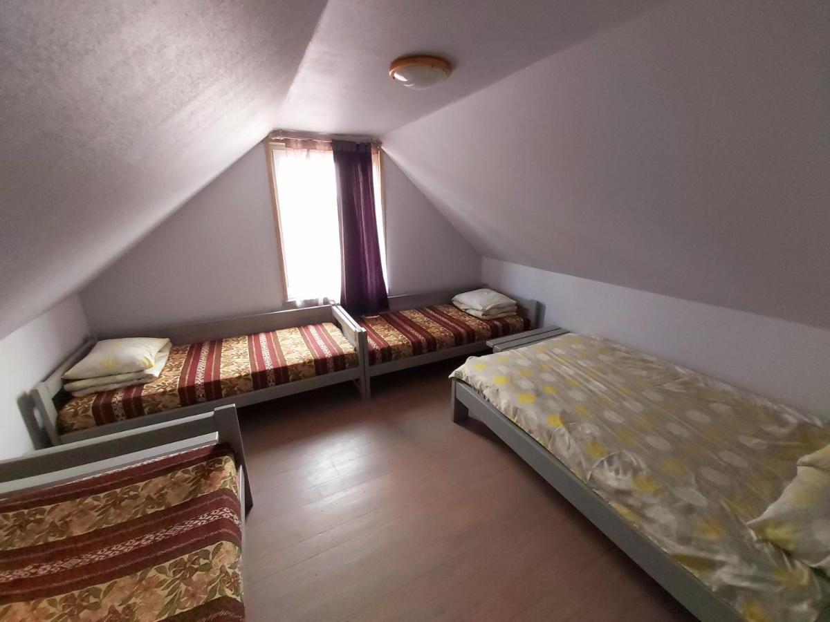 Guest House Podnieki Ventspils Exterior photo